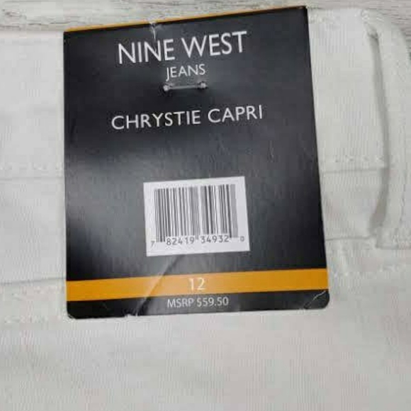 NWT-Nine West White Crystal Stretch Capri Jeans - Picture 9 of 9